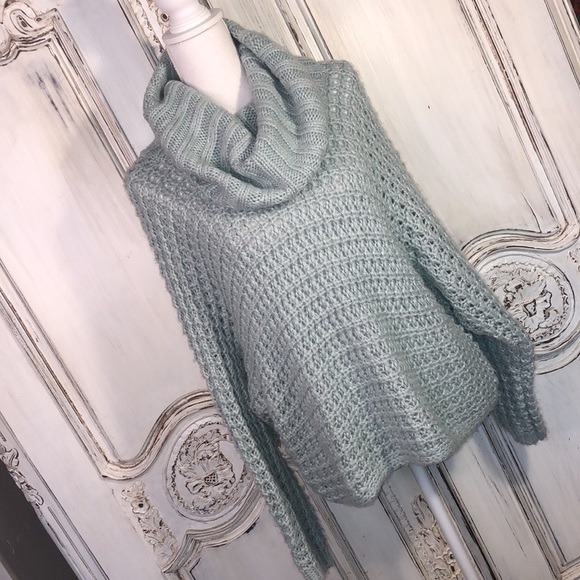 Express Slouchy Oversized Dolman Long Sleeves Open Knit Mint Green Sweater S/M - Picture 2 of 11